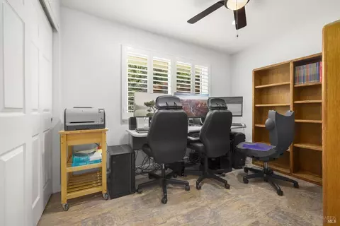 1911 Commons Ct, Windsor, CA 95492 photo 17