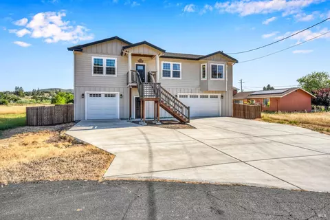 19937 Bear Valley Rd, Hidden Valley Lake, CA 95467