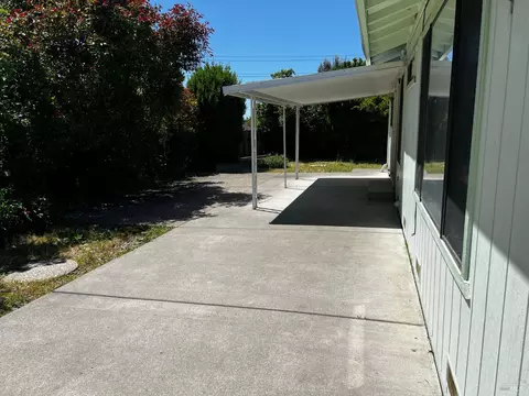 355 Clydesdale Dr, Vallejo, CA 94591 photo 4