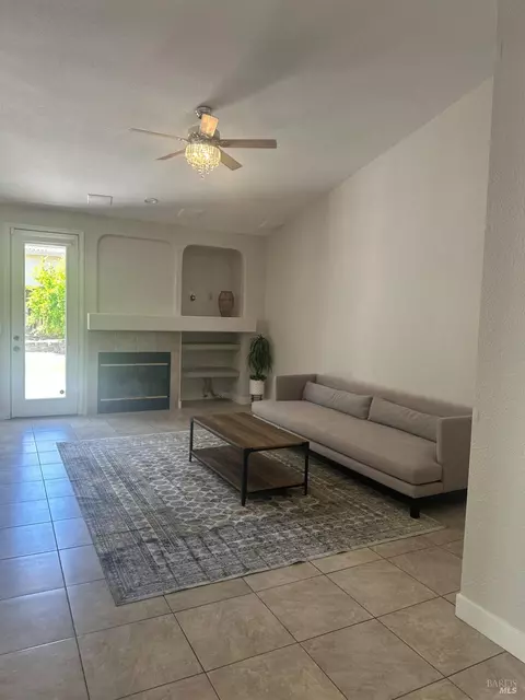 4121 Singletree Way, Fairfield, CA 94533 photo 9