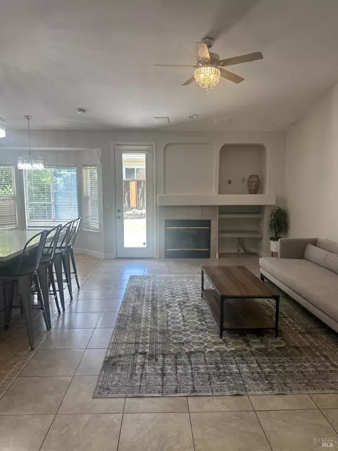 4121 Singletree Way, Fairfield, CA 94533 photo 3