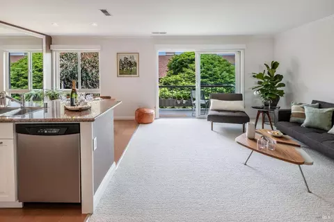 71 Anchorage Rd, Sausalito, CA 94965 photo 2