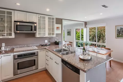 71 Anchorage Rd, Sausalito, CA 94965 photo 6
