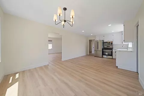 336 Bw Williams Dr #B, Vallejo, CA 94589 photo 6