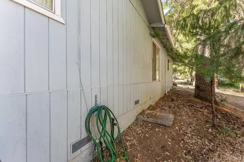 1540 Daphne Dr, Willits, CA 95490 photo 25