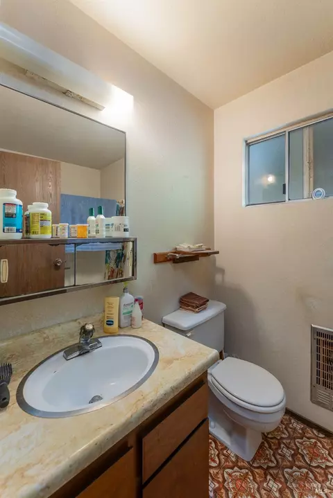 1540 Daphne Dr, Willits, CA 95490 photo 17