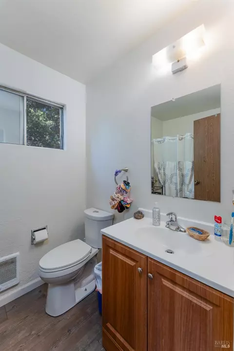 1540 Daphne Dr, Willits, CA 95490 photo 8