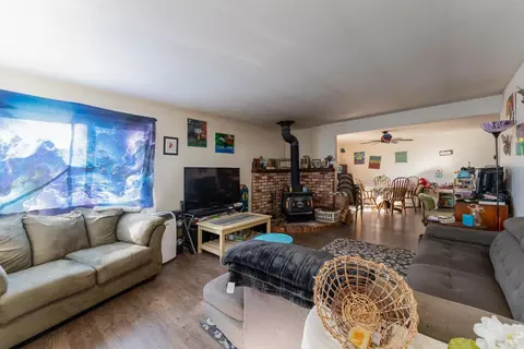 1540 Daphne Dr, Willits, CA 95490 photo 3