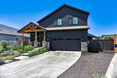 3633 Perk Pl, Santa Rosa, CA 95403