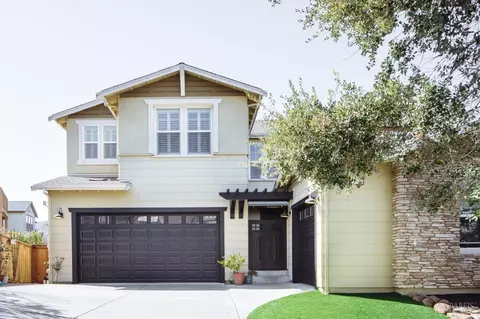 243 Mission Dr, Petaluma, CA 94952