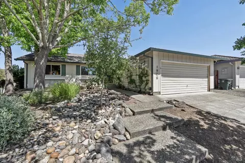 1542 Bucknell Ct, Santa Rosa, CA 95401