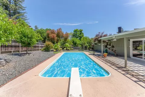 1060 Maple Ave, Ukiah, CA 95482 photo 4