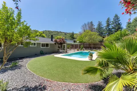 1060 Maple Ave, Ukiah, CA 95482