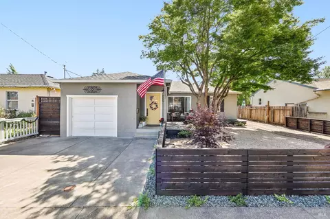 130 S Seminary St, Napa, CA 94559