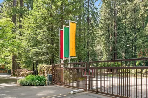 14085 Sosna Way, Guerneville, CA 95446
