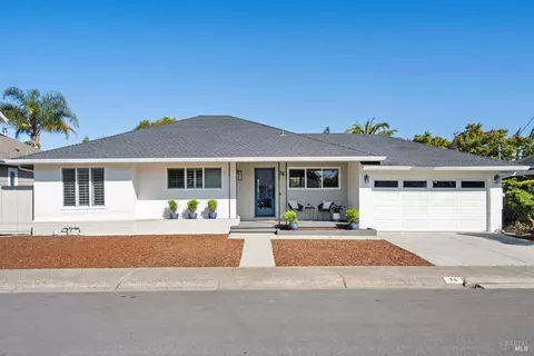 74 Tulane Dr, Larkspur, CA 94939