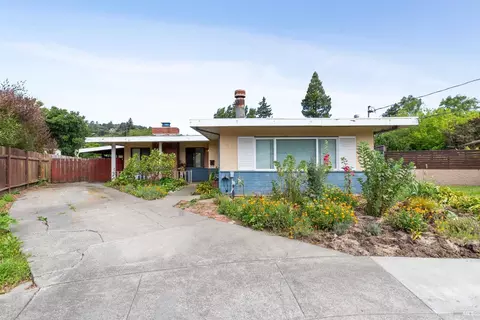 66 Meadow Dr, Mill Valley, CA 94941