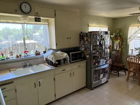 9085 Campbell Rd, Dixon, CA 95620 photo 5