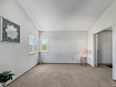 138 Breezewalk Dr, Vallejo, CA 94591 photo 46