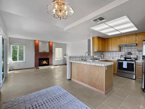 138 Breezewalk Dr, Vallejo, CA 94591 photo 16