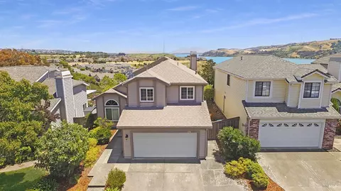 138 Breezewalk Dr, Vallejo, CA 94591