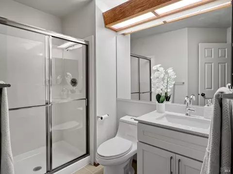138 Breezewalk Dr, Vallejo, CA 94591 photo 20