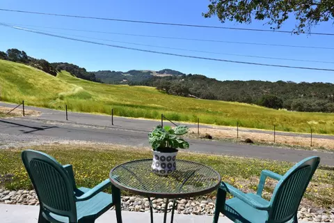 4384 Panorama Dr, Santa Rosa, CA 95404