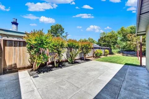 275 Calais Dr, Pinole, CA 94564 photo 30