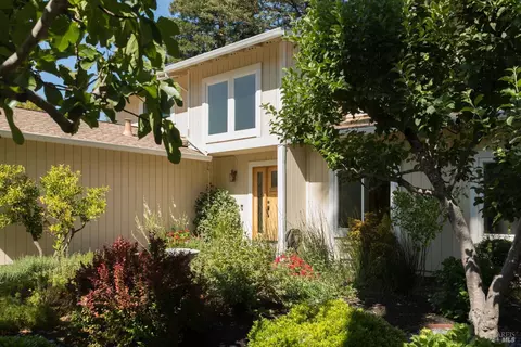 1362 Larkin Dr, Sonoma, CA 95476 photo 4