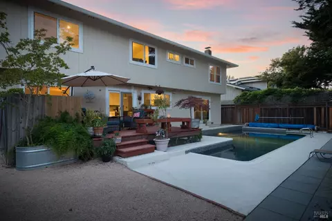 1362 Larkin Dr, Sonoma, CA 95476 photo 3