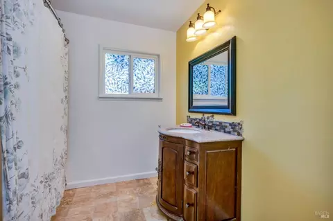 560 School St, Cloverdale, CA 95425 photo 11