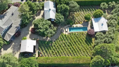 3960 Hagen Rd, Napa, CA 94558