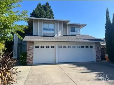 9405 Wellington Cir, Windsor, CA 95492