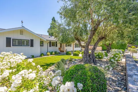 1014 Elmo Ct, Napa, CA 94558
