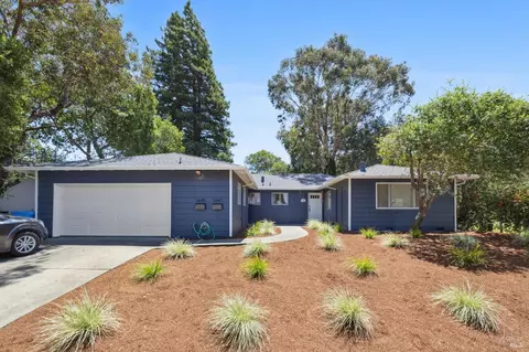 1645 Merritt Dr, Novato, CA 94949