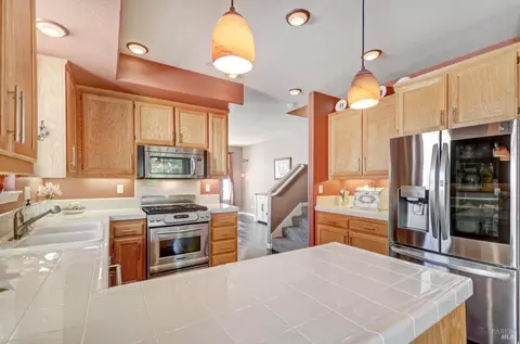 7981 Ferrari Way, Windsor, CA 95492 photo 9
