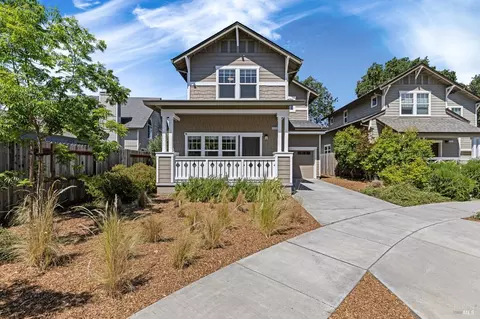 2125 Rachel Dr, Santa Rosa, CA 95401