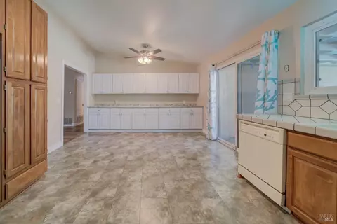 148 Ralph Ave, Vacaville, CA 95687 photo 13