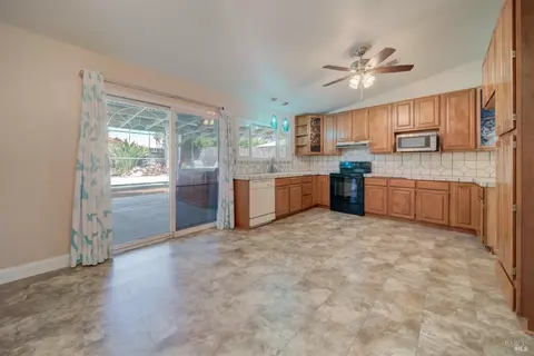 148 Ralph Ave, Vacaville, CA 95687 photo 15