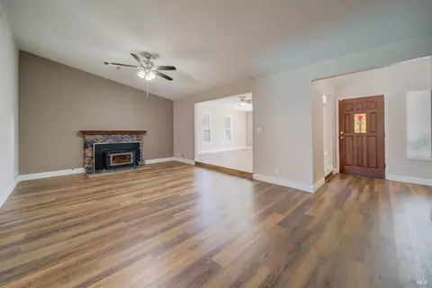 148 Ralph Ave, Vacaville, CA 95687 photo 9