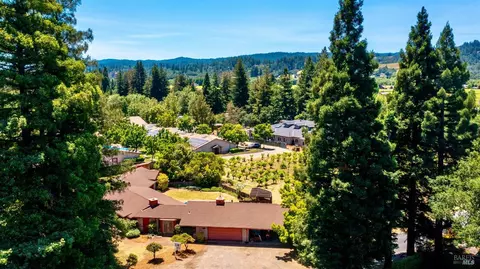 14795 Grove St, Healdsburg, CA 95448