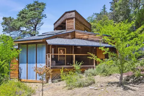 295 Resaca Ave, Forest Knolls, CA 94933