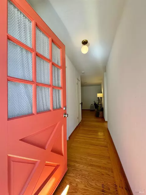 4095 Malone Dr, Napa, CA 94558 photo 3