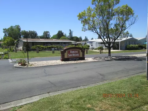 147 Chapala Dr, Santa Rosa, CA 95403