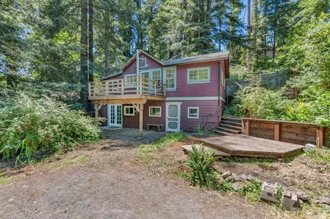 146 Redwood Ave, Camp Meeker, CA 95419