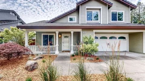 1688 Madeira Cir, Petaluma, CA 94954
