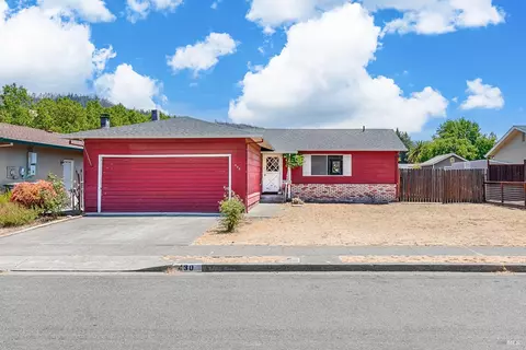 430 Oak Lake Ave, Santa Rosa, CA 95409