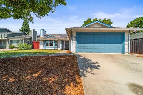 280 Marna Dr, Vacaville, CA 95687