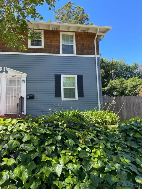 183 Rodgers St, Vallejo, CA 94590