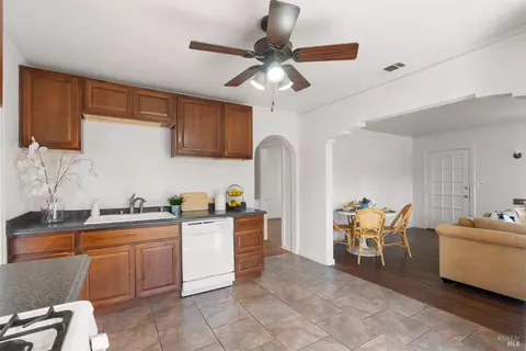 1435 Ryder St, Vallejo, CA 94590 photo 15